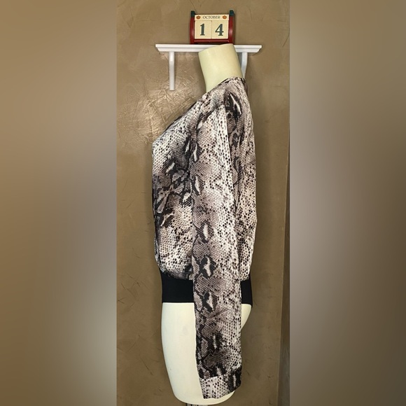 ee: some Wrap Satin Bodysuit color snake Women’s size Small - Picture 6 of 14